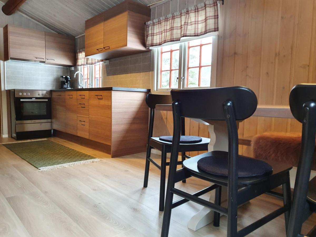 Groven Camping & Hyttegrend Amot  Exteriör bild